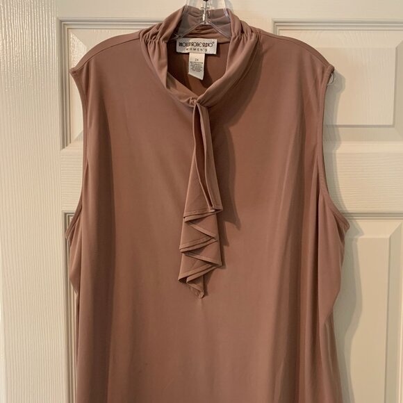 Brownstone Studio Women's Taupe Color Sleeveless Blouse, Size 2X - Picture 1 of 3